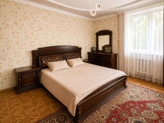Spacious 5BR Forest Guesthouse in Vanadzor for Families & Groups - 3
