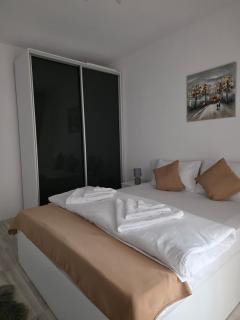 Apartament H - 9