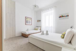 Hostly - Sant'Orsola Suite Apartment - 9