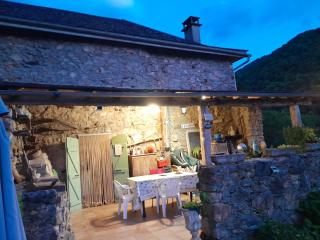 Le vieux vieux manoir de la guardo face au Mont Valier - 4