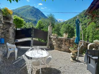 Le vieux vieux manoir de la guardo face au Mont Valier - 5