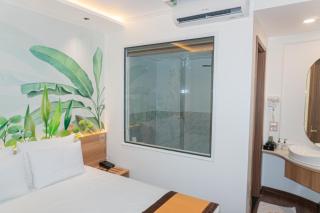 Grand Luxury Hotel - 1