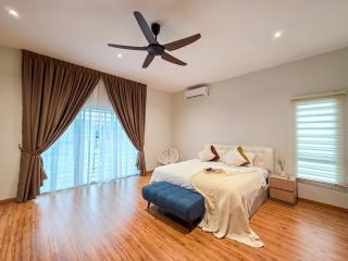NEW Mantin 2 Storey Homestay 4R4B 19 people - 6