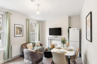 Large Gem Easy & Fast access to Central London - 6