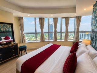 2 BHK Luxury in Centaurus ,gym Pool - 8