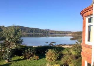 Beautiful 4BR Period Home With Spectacular Views - Pass the Keys - 8