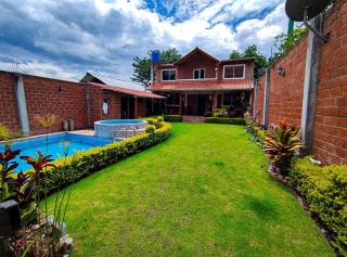 Casa vacacional privada con piscina y jacuzzi - 5