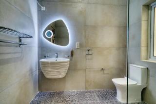 St Julian's Luxury Laura Suites - 5