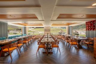 Country Inn Suites by Radisson Sonamarg - 2