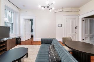 The Beacon Hill Residence - 1