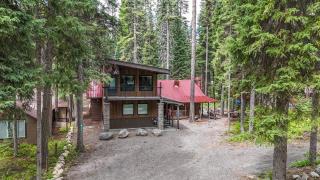 Woodland Retreat Near Payette Lake Trails - 4