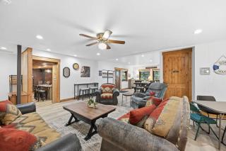 Woodland Retreat Near Payette Lake Trails - 2