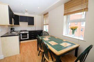 Really Central Belfast Apartment - 9
