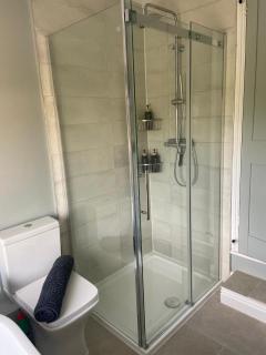 53 Kings Road, stylish and cosy town retreat - 2
