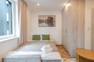 Gliwice Royal Studio 65 by BookingHost - 6