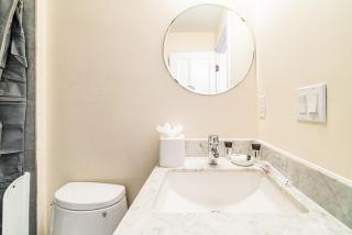 Beacon Luxury Suites - 5