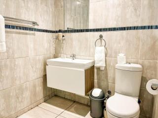St Helena Bay Hotel - 7