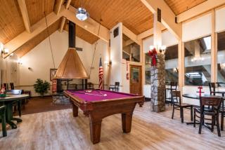 Pocono Retreat Family Home with Hot Tub Deck Sunroom Outdoor Pool Big Bass Lake Larsen Lake Gouldsboro Clifton Township - 5
