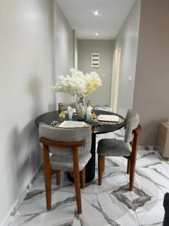 Modern 2-bedroom apartment - 1
