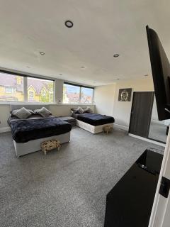 Modern 5 Bedroom Terraced Luxurious House - 8