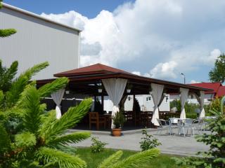GARDEN Club - Hotel - FREE Parking - 7
