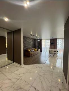 Luxury Center Rivne Apartments - 0