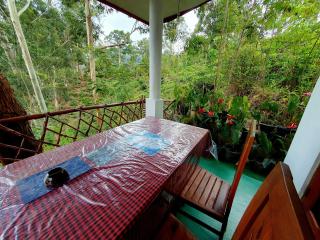 " YOLO " LOVELY COTTAGE - 4