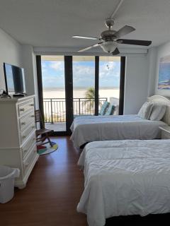 Unobstructed Gulf Views & Direct Beach Access ! - 1