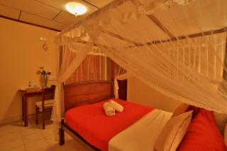 Emel Boutique - Negombo - 7
