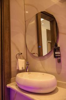 Ambiiflora Hotel & Residency - 9
