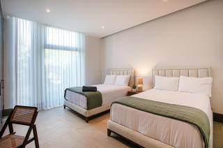 2Bed Condo with Stunning Gardens & Hotel Amenities - 8
