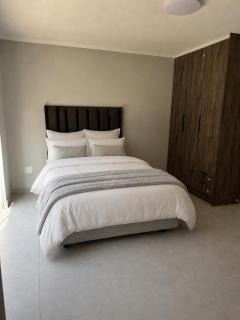 Mine Lux Rentals - 0