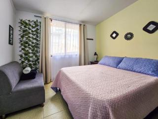 Apartamento Familiar Privado 101 Con Baño Cocina Tv Wifi Sala - 9