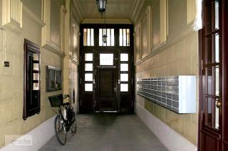 Lazienki park Bagatela street Top floor with lift - 3