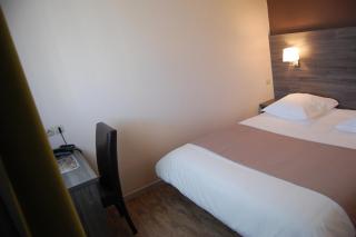 Logis Hotel des Portes de Meuse - 1