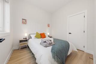 Sunnyside Cottage Suite 2BR near White Rock - 2