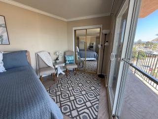 Capitola Beach Suites - 9