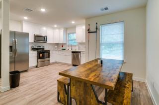 Piney Woods Escape! Magnolia Home w/ Lake Access - 9