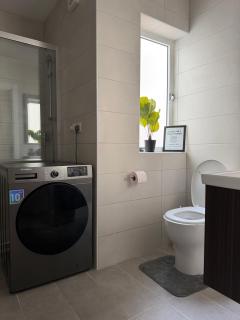 Modern & Spacious 2 Bedroom Pietà Marina Apartment near Valletta - 4