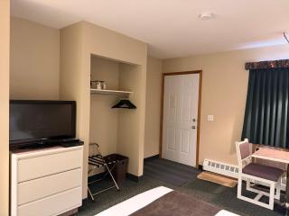 The King's Motel - 1
