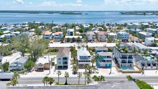 Beach Sunrise and Sunset Villas - 4