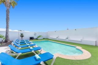 Villa Almas Blancas by Villa Plus - 5