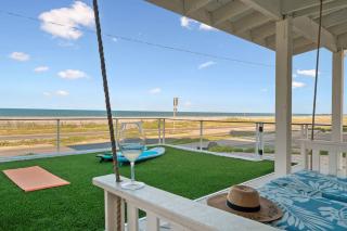 Beachfront Paradise|Surfboards|Golf Cart for rent - 4