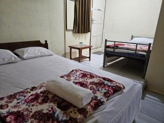 Homestay dan Cafe BungaSonsang - Gadut - 6