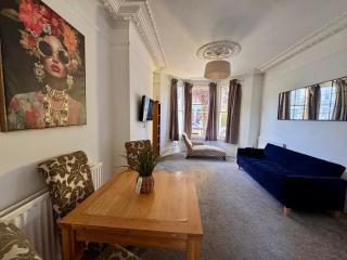 Classic London Style apartment in Zone 2 - 0