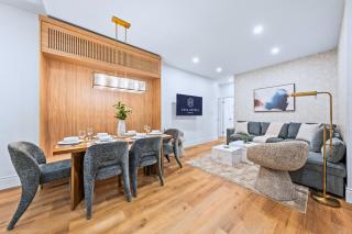 Casa Hotels Gerrard Match Day Group Stay - 4