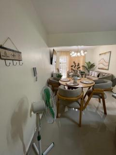 Sophie's Apartment Dreams - 5