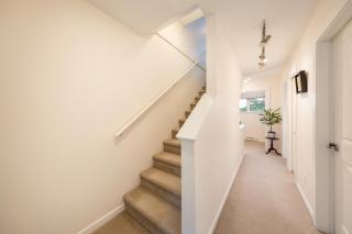 Modern Townhome Heart of Vancouver Metro Linked - 5