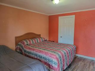Relax Inn Daingerfield Near Mount Pleasant TX - 4