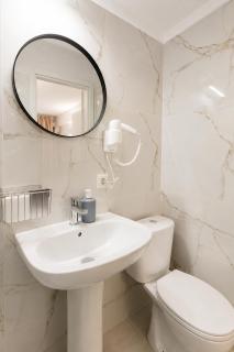 Valaoritou Luxury Jacuzzi by Dimcol 3 - 5
